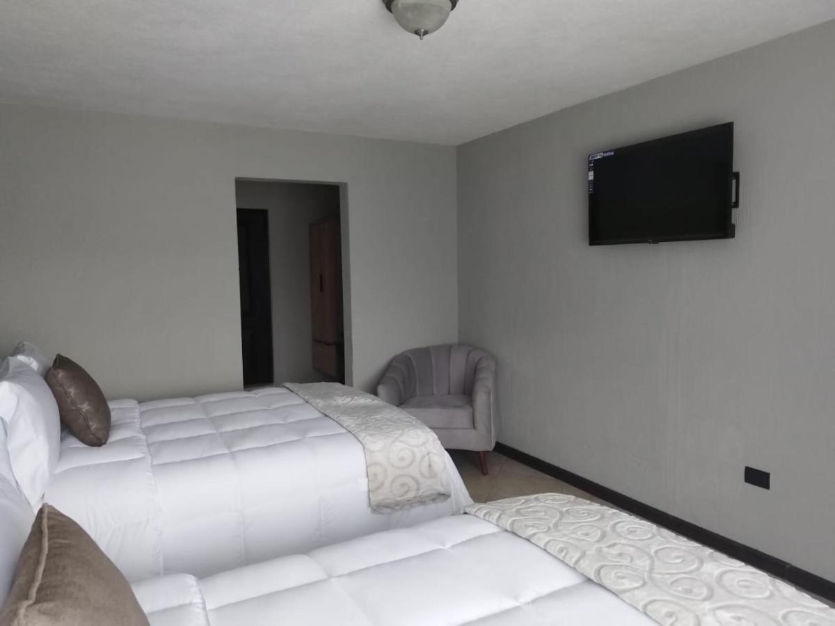 L'Aurora Inn Hostal Guatemala-Stad Buitenkant foto